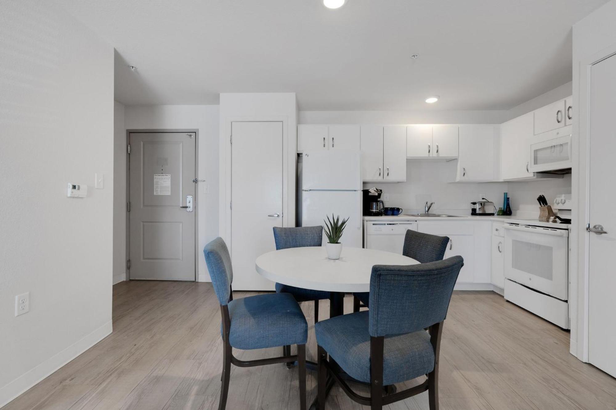Simplicity At The Rim 1218 I Comfy 3 Bed 2 Bath *