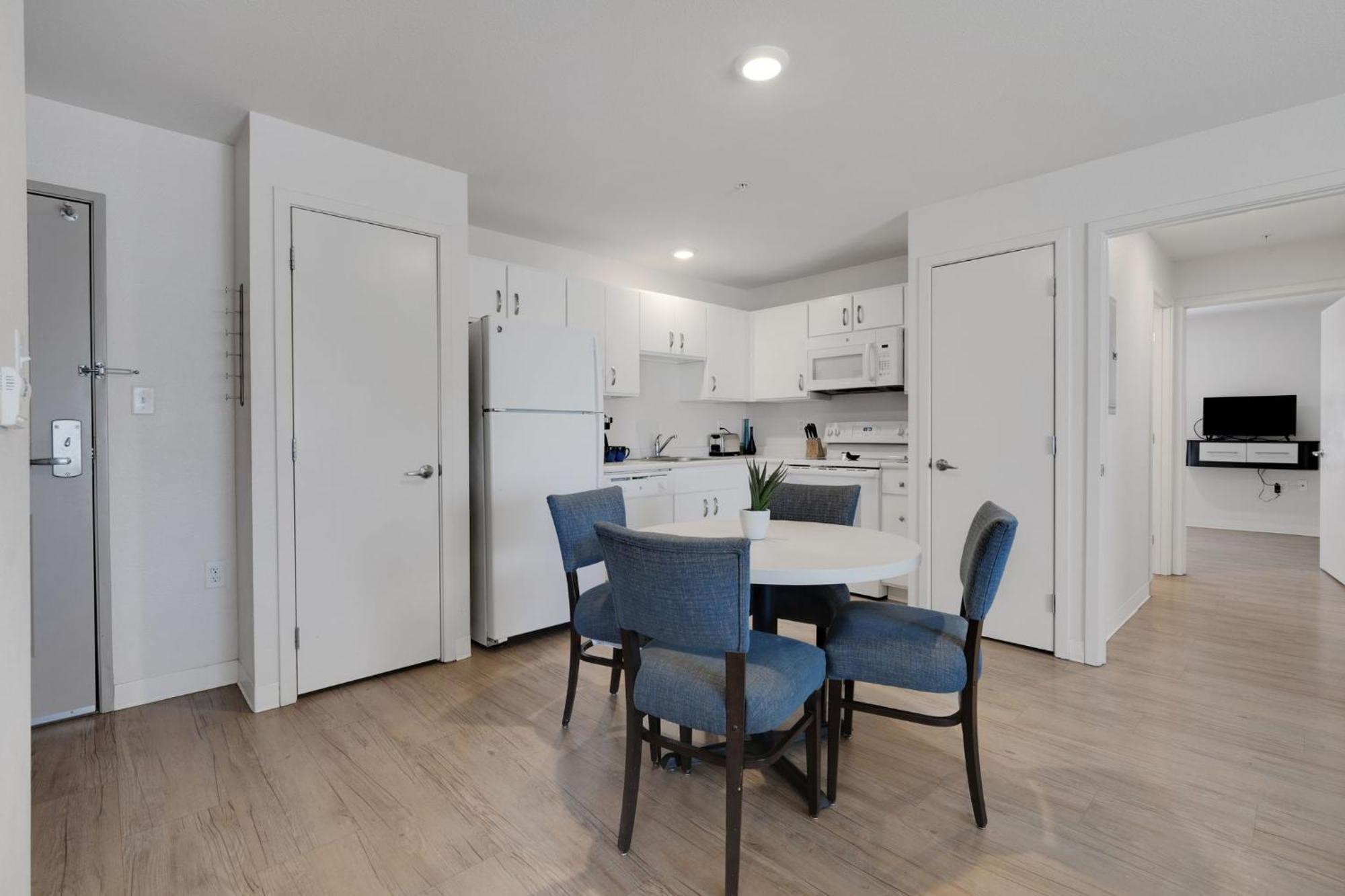 Simplicity At The Rim 1218 I Comfy 3 Bed 2 Bath *